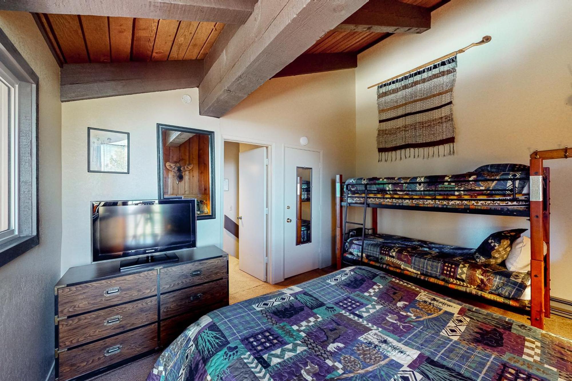 Mammoth & Racquet Club #131 Apartment *