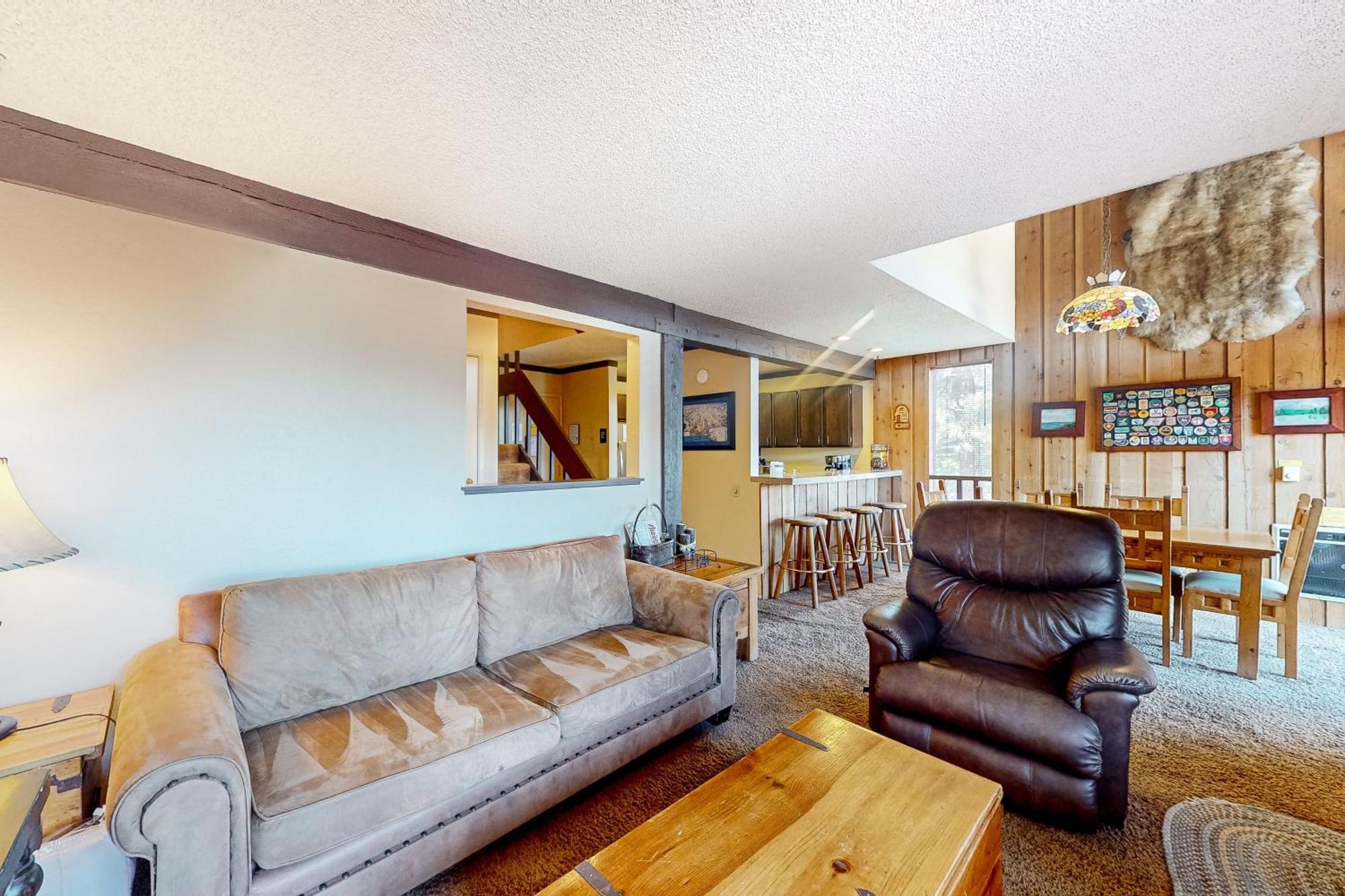 Apartment Mammoth & Racquet Club #131